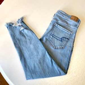 American Eagle high-waisted cropped jegging
